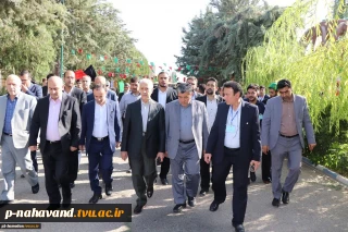 وزیر علوم در جمع دانشگاهیان فنی و حرفه‌ای استان همدان تاکید کرد: توجه به آموزش‌های مهارتی؛ در اولویت برنامه‌های وزارت علوم