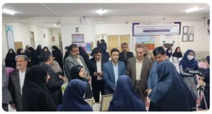 به صدا در آمدن «زنگ هفته‌ی پژوهش» در آموزشگاه شبانه‌روزی ولایت 10