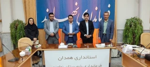 به مناسبت گرامیداشت هفته دفاع مقدس دانشگاه ملی مهارت واحد نهاوند با همکاری فرمانداری و کانون بسیج اساتید شهرستان جلسه سخنرانی و پرسش پاسخ برگزار کرد. 11